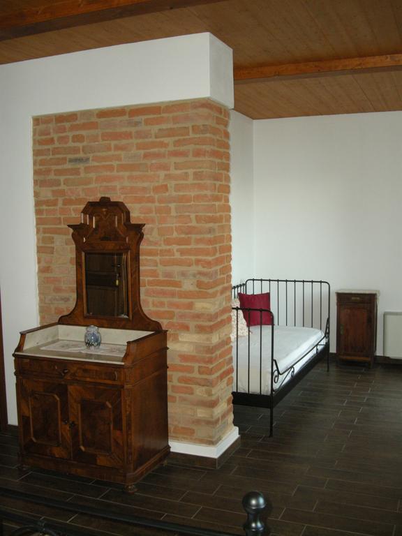 Da Nonna Carla Hotel Alfiano Natta Quarto foto